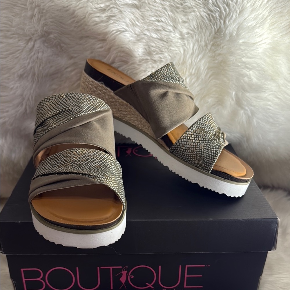 Boutique by Corkys  SandalsTaupe with a metallic gold reptile print. Size 7 NIB